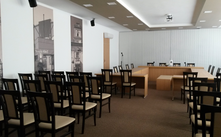 Megújult a városháza díszterme